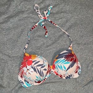 Floral push-up bikini top